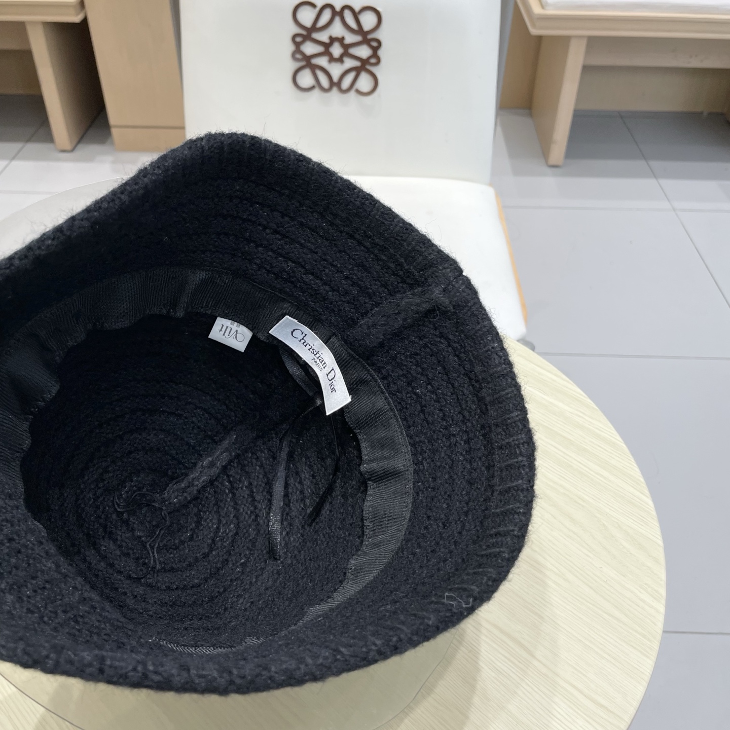 DIOR迪奥2025休闲加厚针织渔夫帽女大头围百搭秋冬防风栗子色毛线盆帽