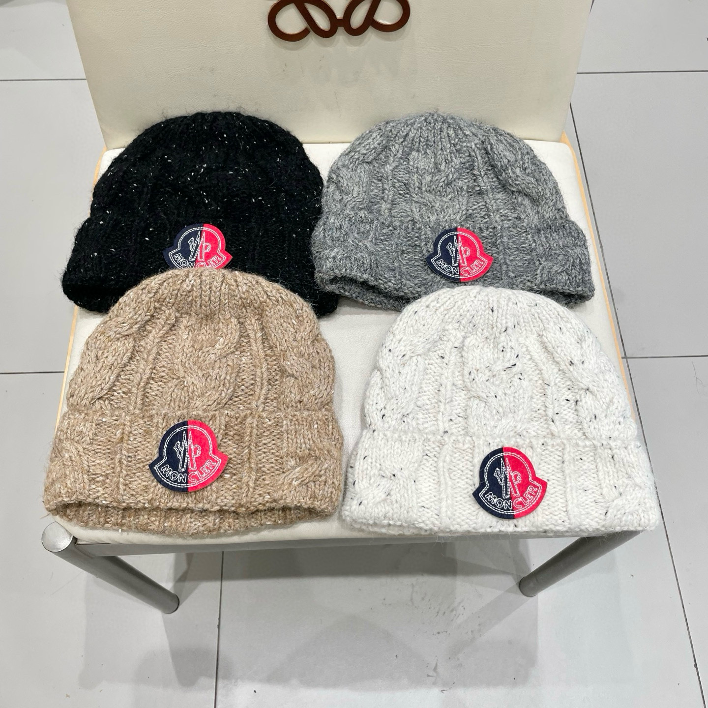 蒙口MONCLER针织毛线帽