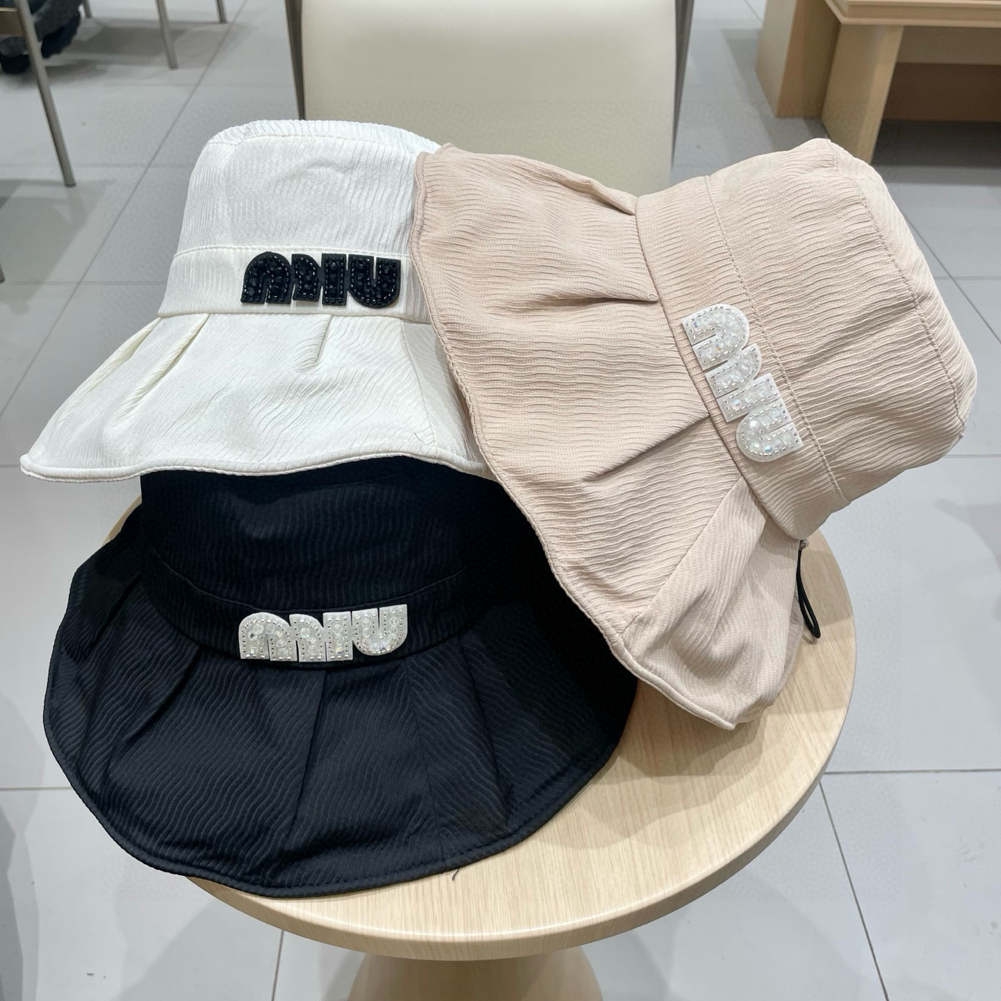 缪缪miumiu2025新款大帽檐防晒渔夫帽女夏季遮阳帽遮脸太阳帽户外出游显脸小