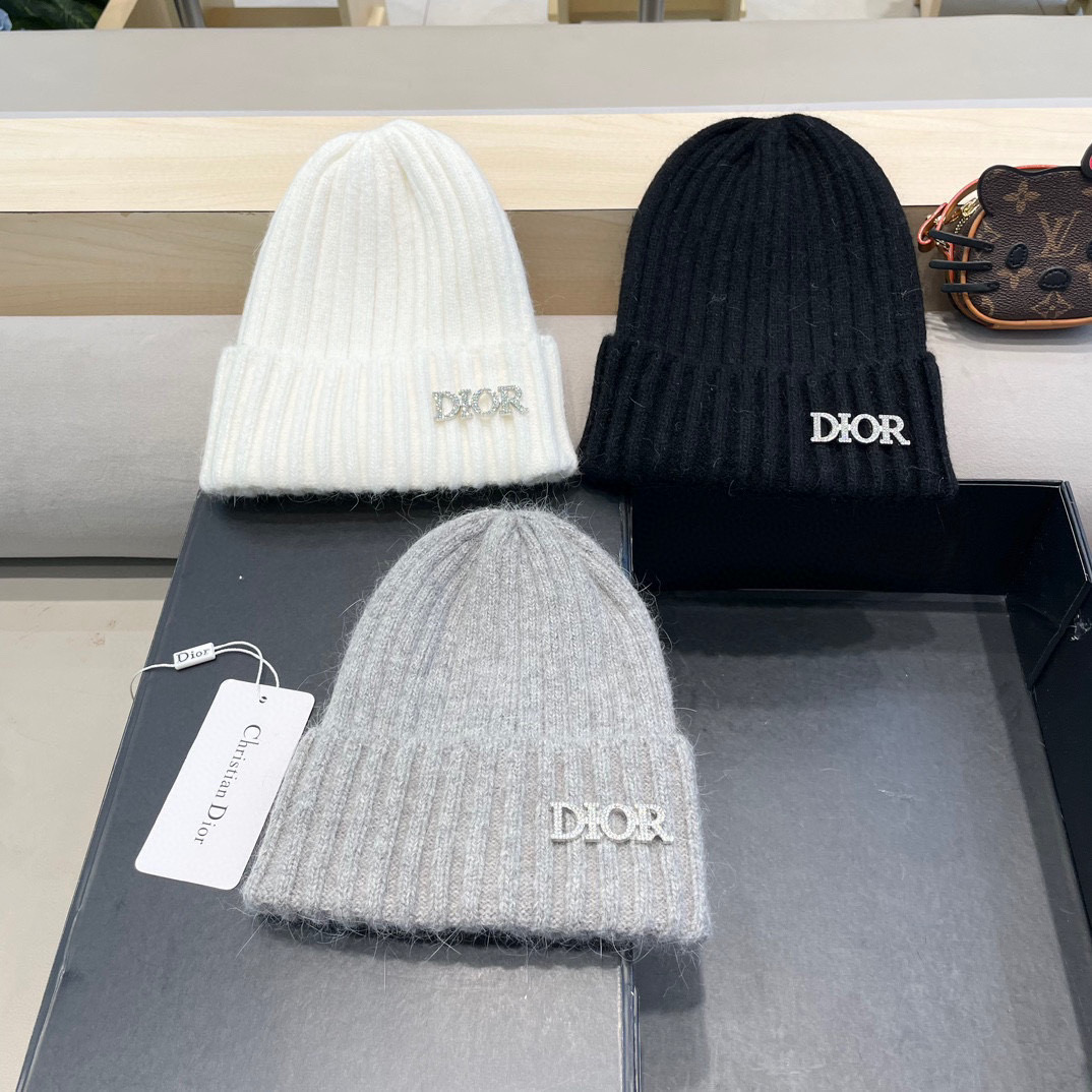 Dior 迪奥针织毛线帽，兔毛线帽👉