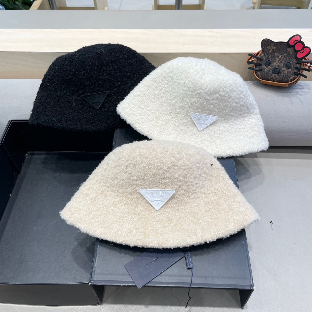 普拉达Prada韩版羊羔毛绒加厚保暖渔夫帽子女百搭气质复古休闲秋冬季高级盆帽