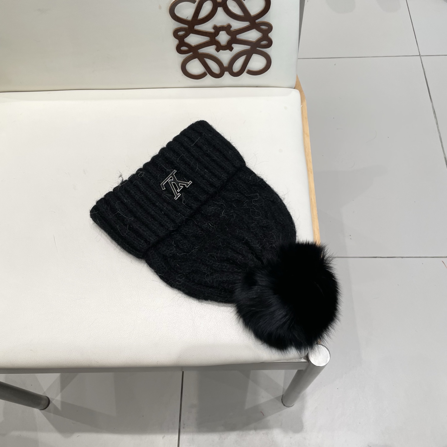 路易威登棒球帽 LouisVuitton😍新款LV毛线帽，重工打造♥️高端大气，百搭款🤗男女通用！跑量！