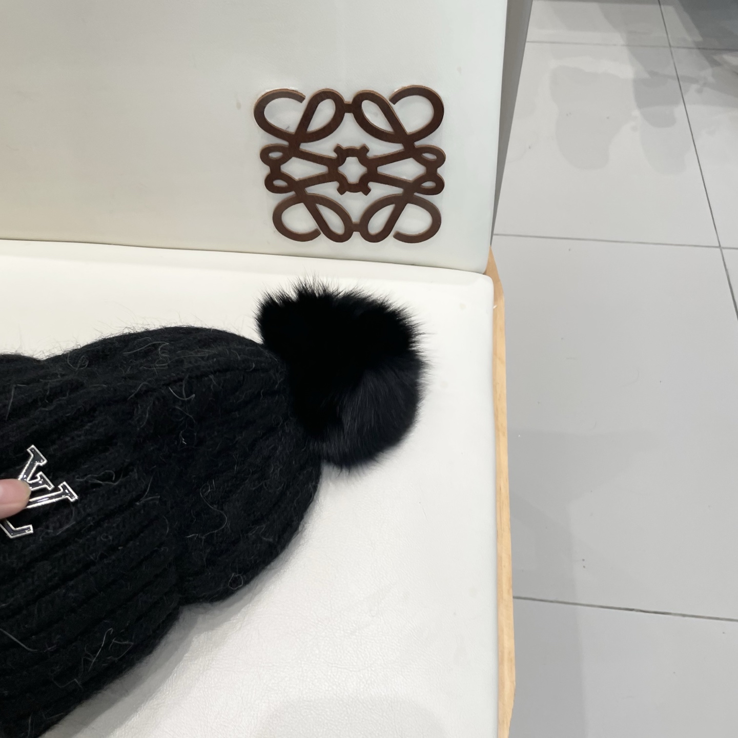 路易威登棒球帽 LouisVuitton😍新款LV毛线帽，重工打造♥️高端大气，百搭款🤗男女通用！跑量！