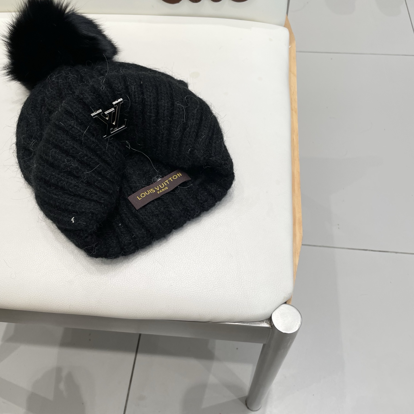 路易威登棒球帽 LouisVuitton😍新款LV毛线帽，重工打造♥️高端大气，百搭款🤗男女通用！跑量！