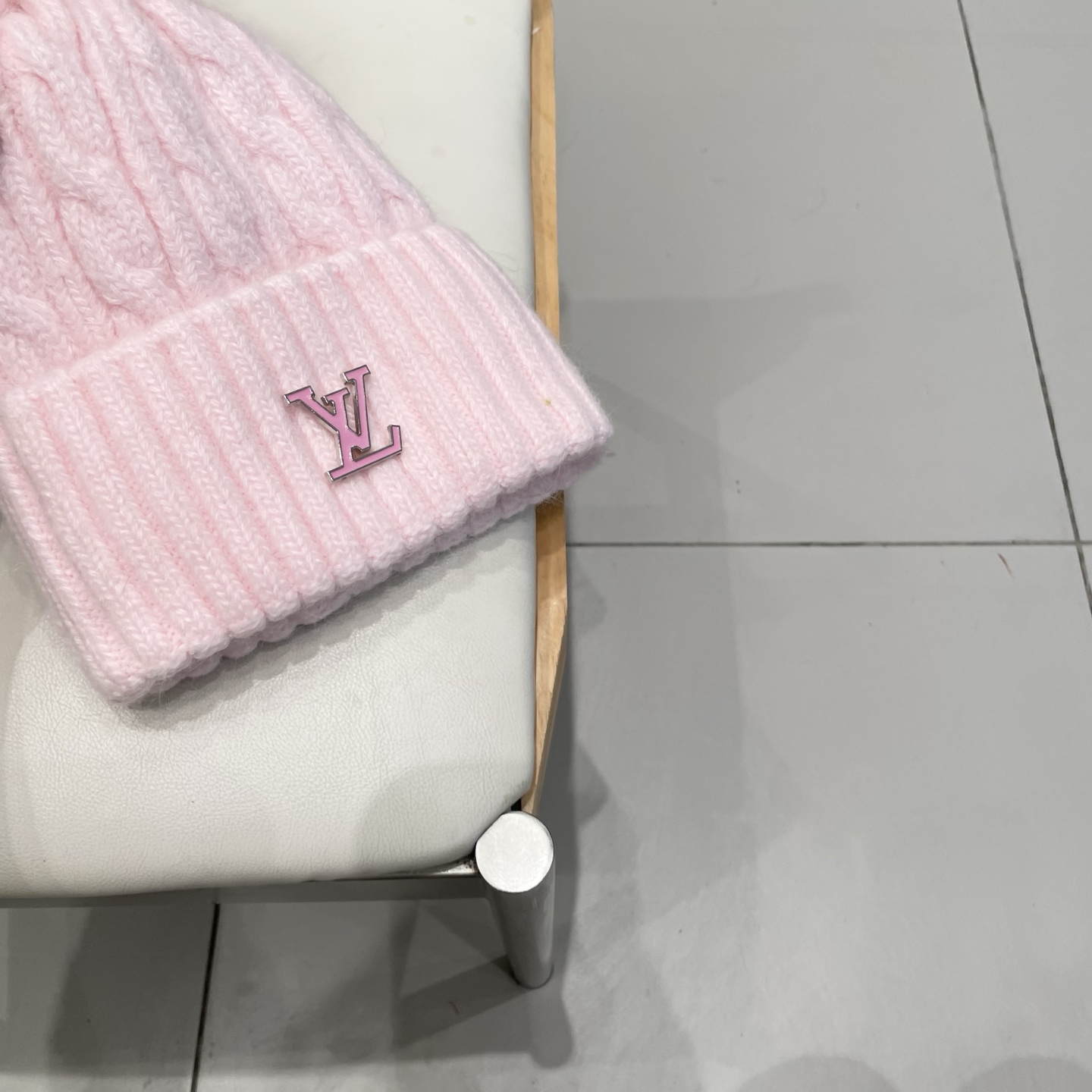 路易威登棒球帽 LouisVuitton😍新款LV毛线帽，重工打造♥️高端大气，百搭款🤗男女通用！跑量！