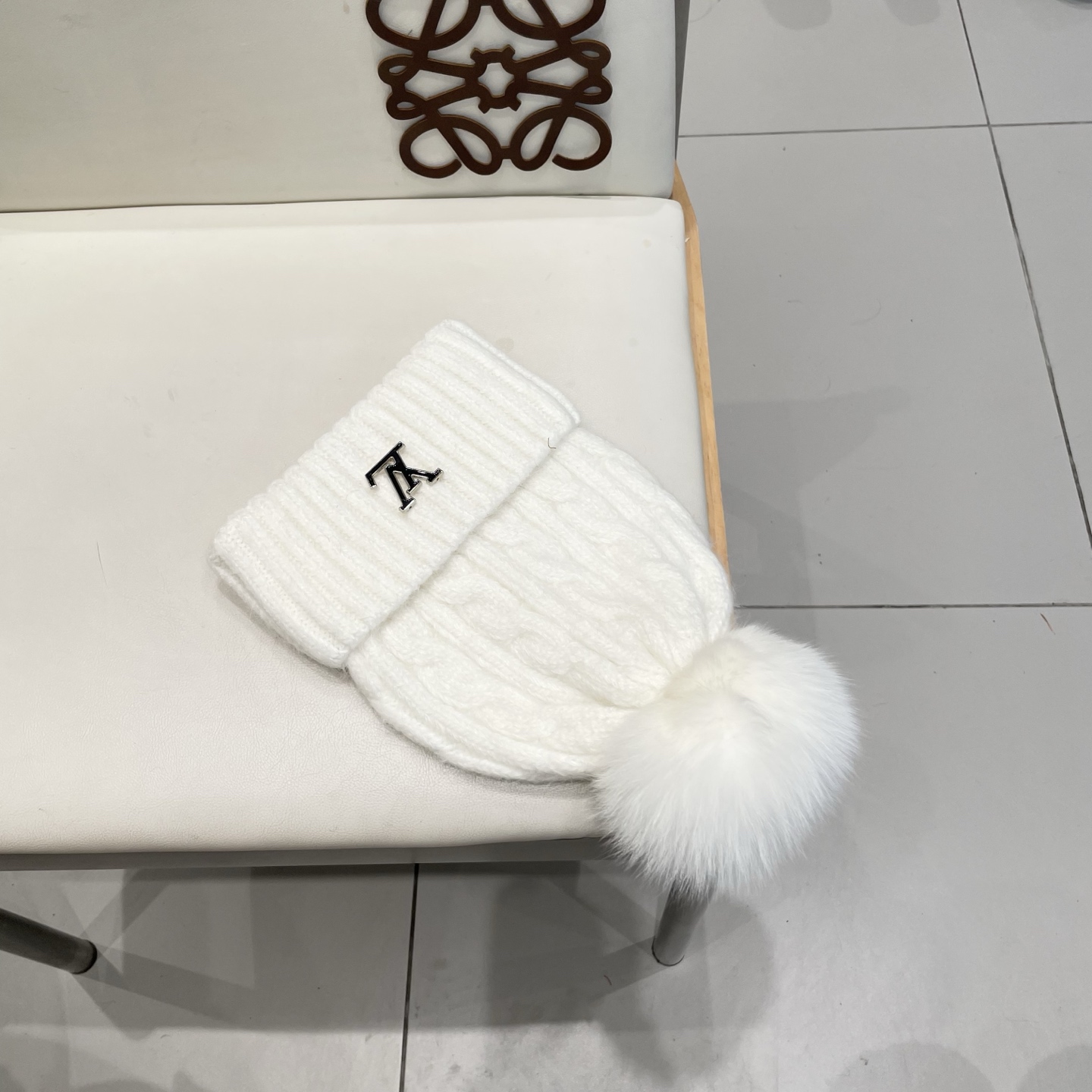 路易威登棒球帽 LouisVuitton😍新款LV毛线帽，重工打造♥️高端大气，百搭款🤗男女通用！跑量！