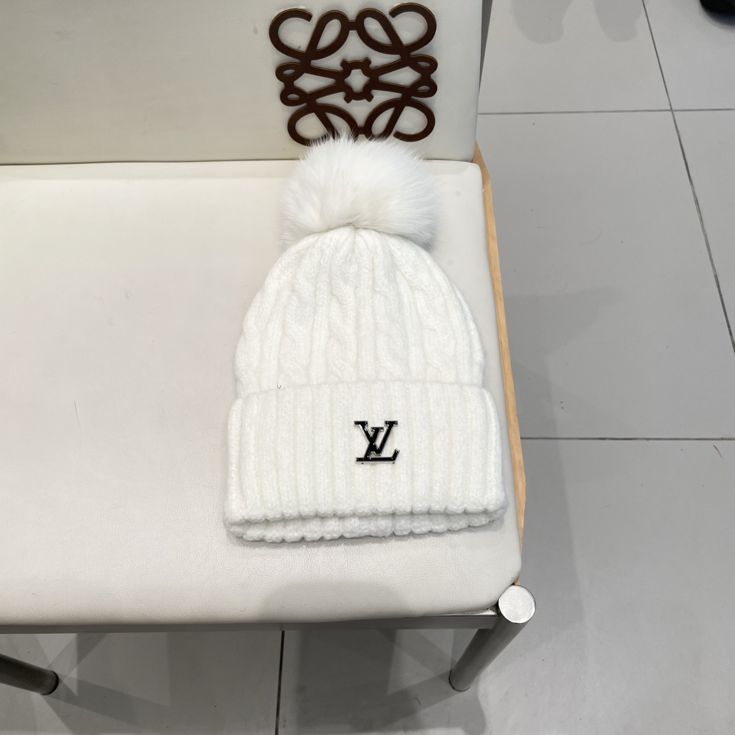 路易威登棒球帽 LouisVuitton😍新款LV毛线帽，重工打造♥️高端大气，百搭款🤗男女通用！跑量！
