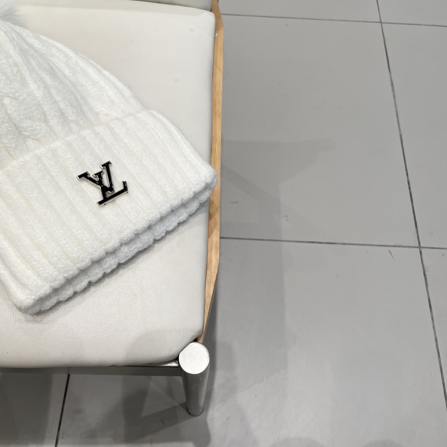 路易威登棒球帽 LouisVuitton😍新款LV毛线帽，重工打造♥️高端大气，百搭款🤗男女通用！跑量！
