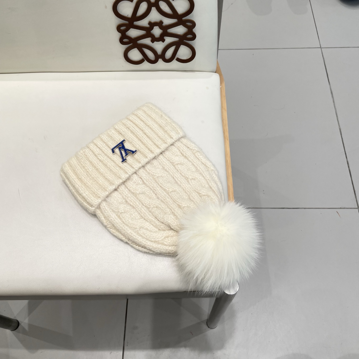 路易威登棒球帽 LouisVuitton😍新款LV毛线帽，重工打造♥️高端大气，百搭款🤗男女通用！跑量！