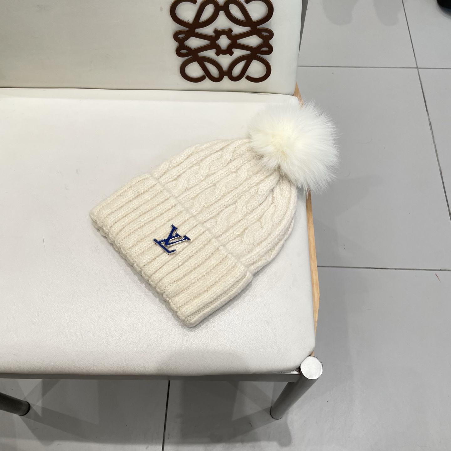 路易威登棒球帽 LouisVuitton😍新款LV毛线帽，重工打造♥️高端大气，百搭款🤗男女通用！跑量！