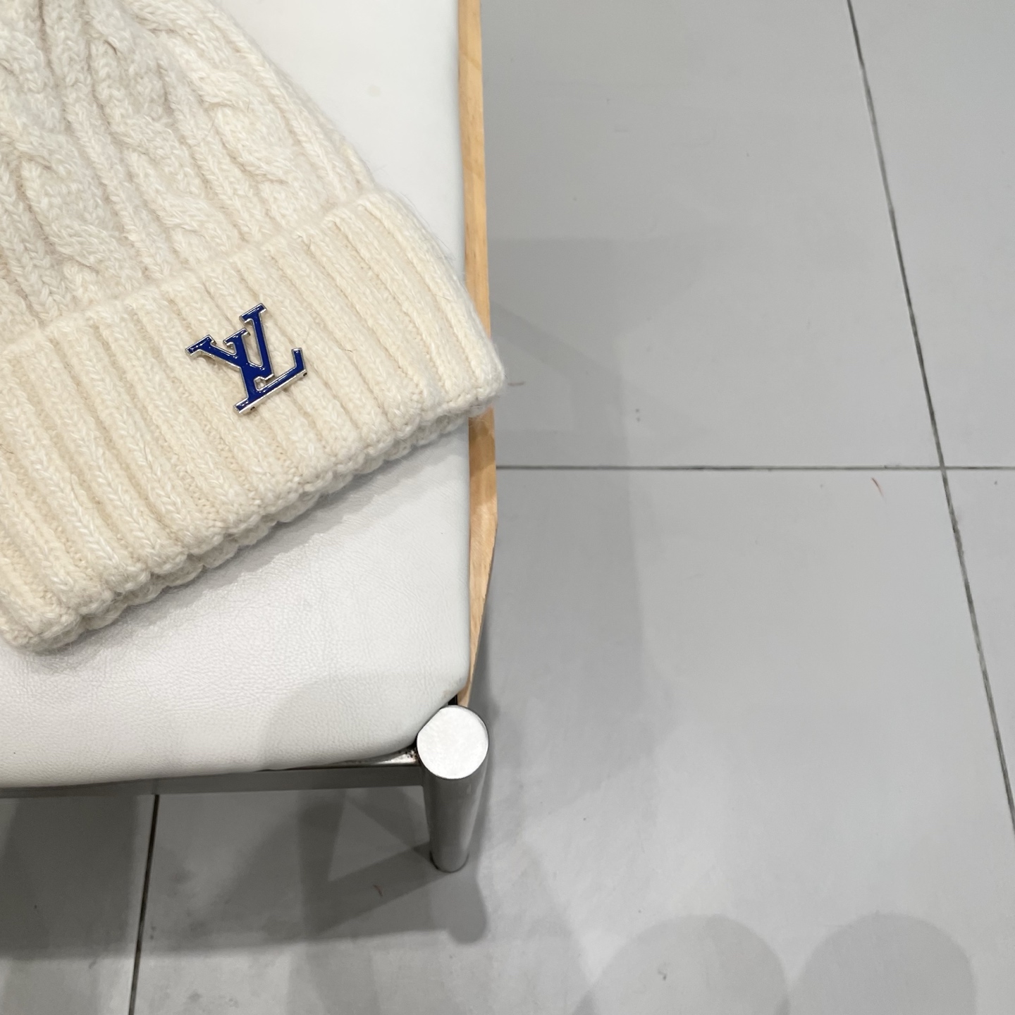 路易威登棒球帽 LouisVuitton😍新款LV毛线帽，重工打造♥️高端大气，百搭款🤗男女通用！跑量！