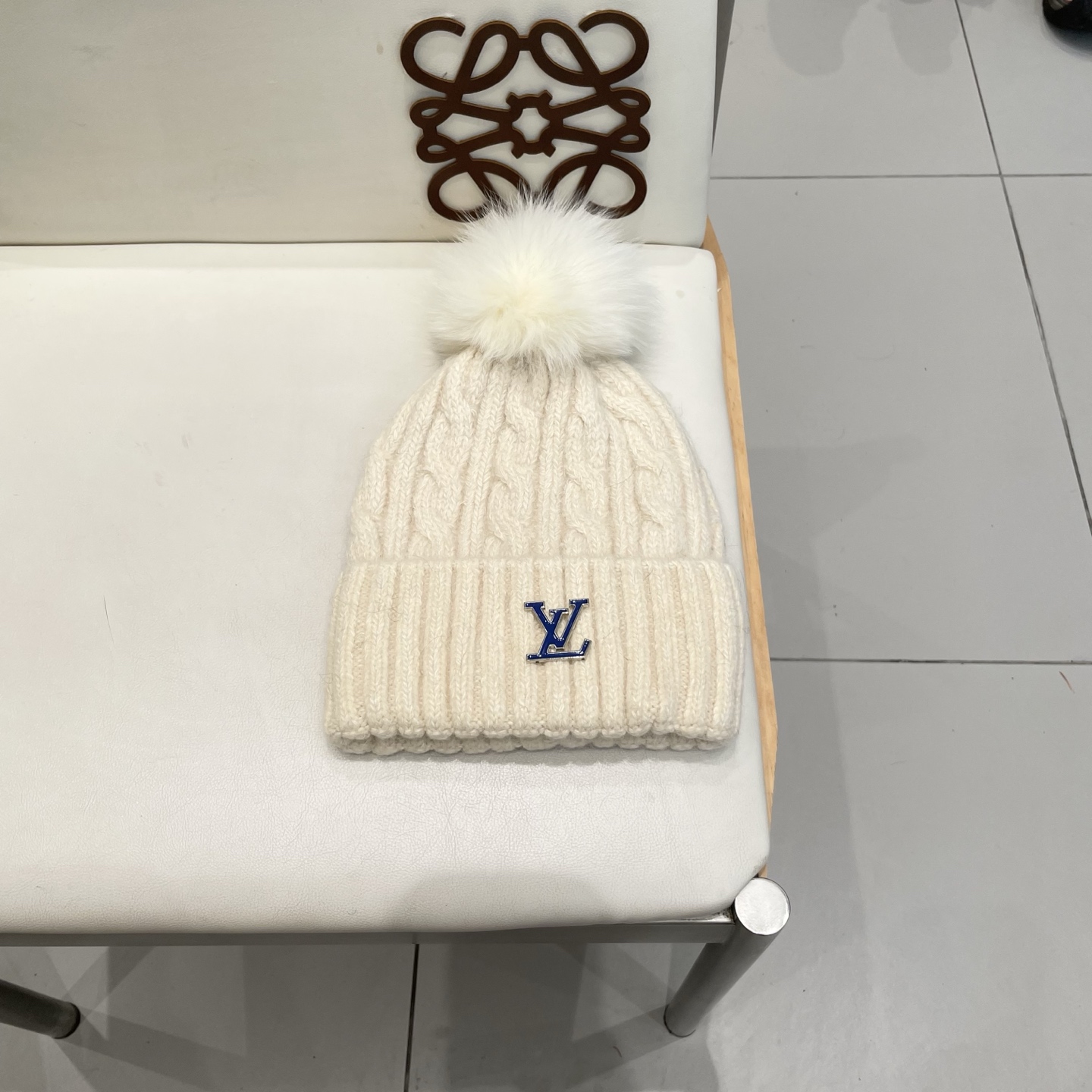 路易威登棒球帽 LouisVuitton😍新款LV毛线帽，重工打造♥️高端大气，百搭款🤗男女通用！跑量！