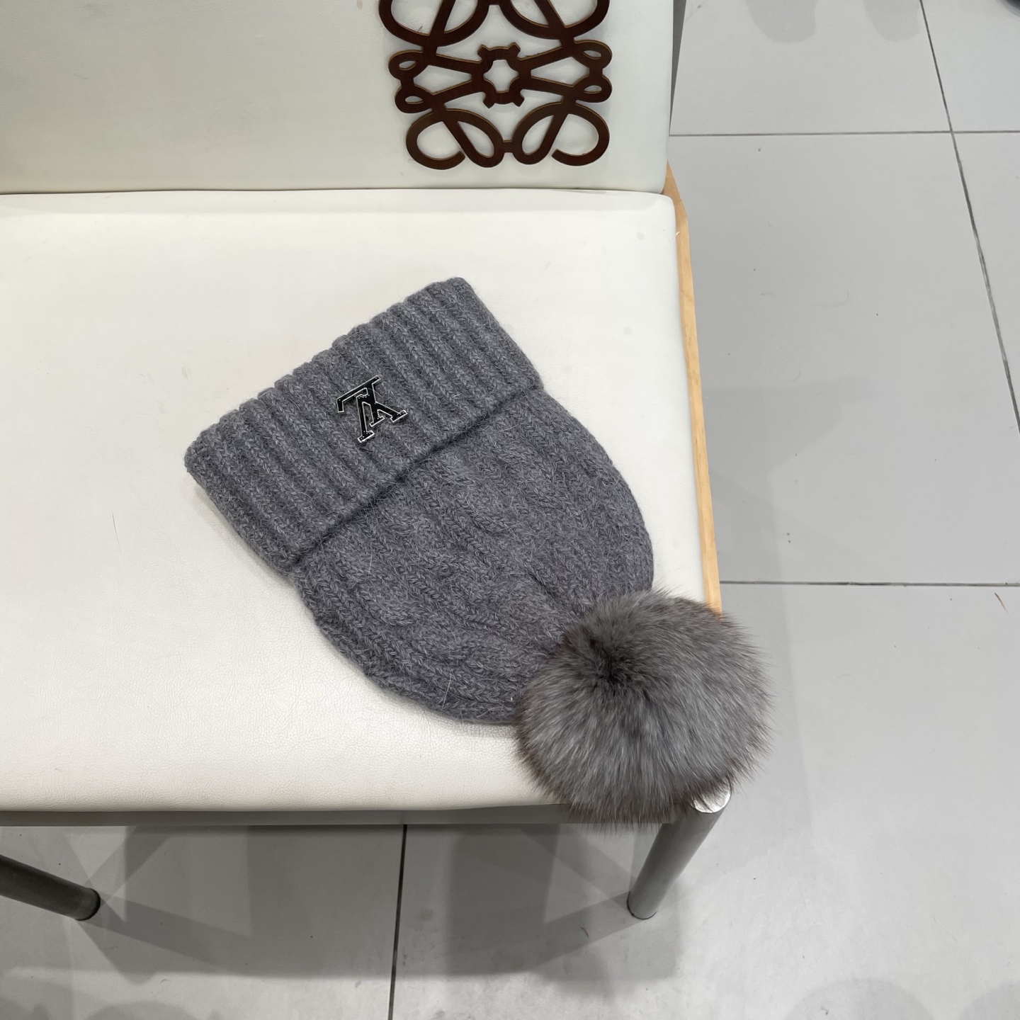 路易威登棒球帽 LouisVuitton😍新款LV毛线帽，重工打造♥️高端大气，百搭款🤗男女通用！跑量！