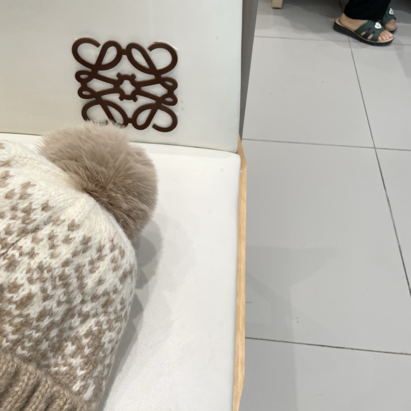 普拉达Prada韩版秋冬可爱毛球防寒保暖时尚提花加绒保暖帽女圣诞帽休闲毛线帽