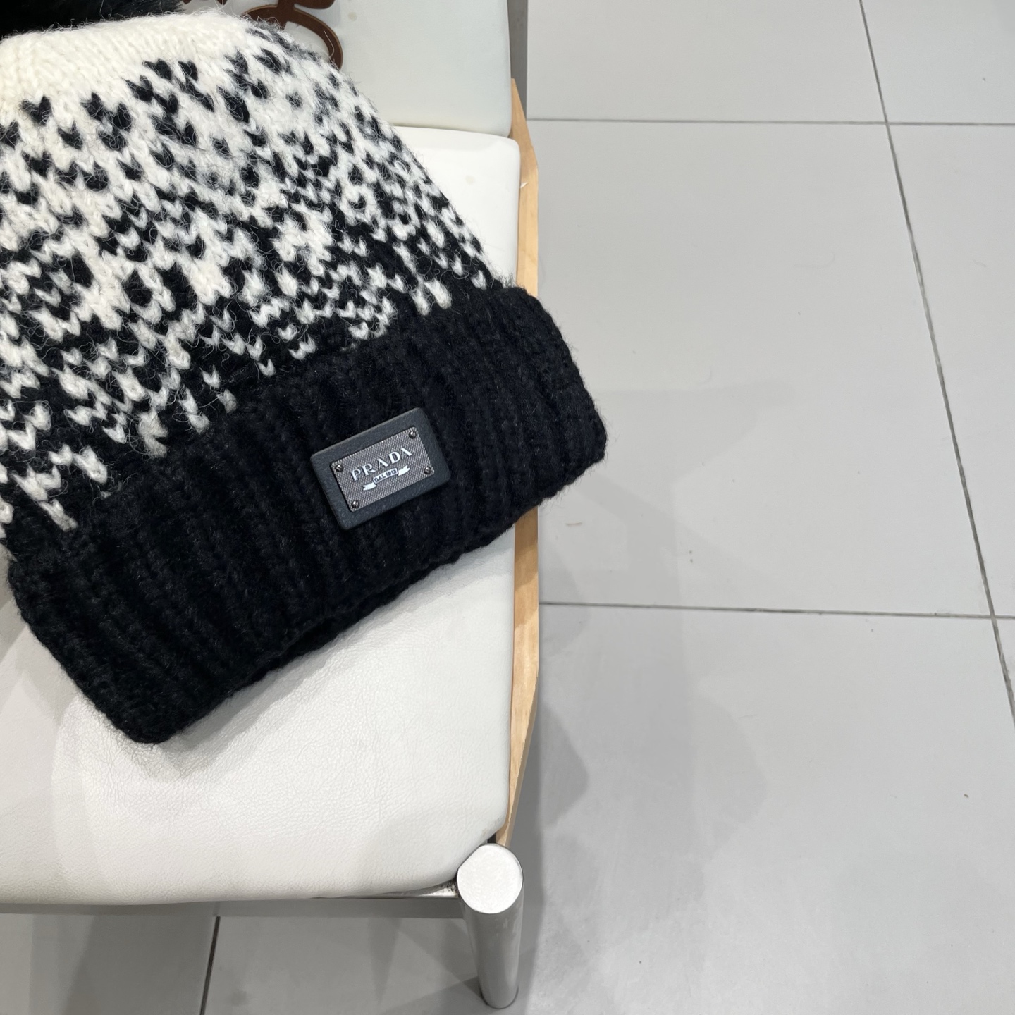 普拉达Prada韩版秋冬可爱毛球防寒保暖时尚提花加绒保暖帽女圣诞帽休闲毛线帽