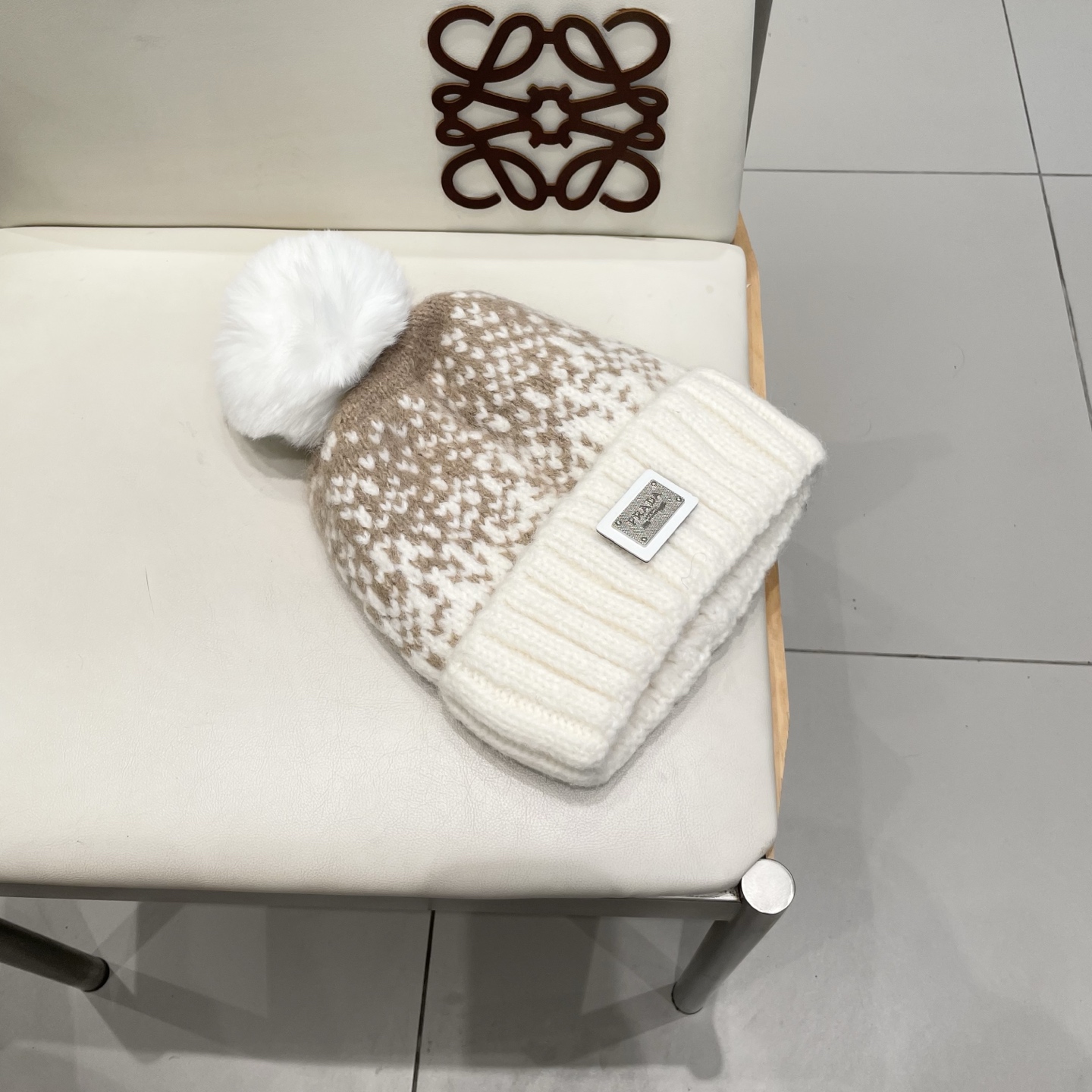 普拉达Prada韩版秋冬可爱毛球防寒保暖时尚提花加绒保暖帽女圣诞帽休闲毛线帽