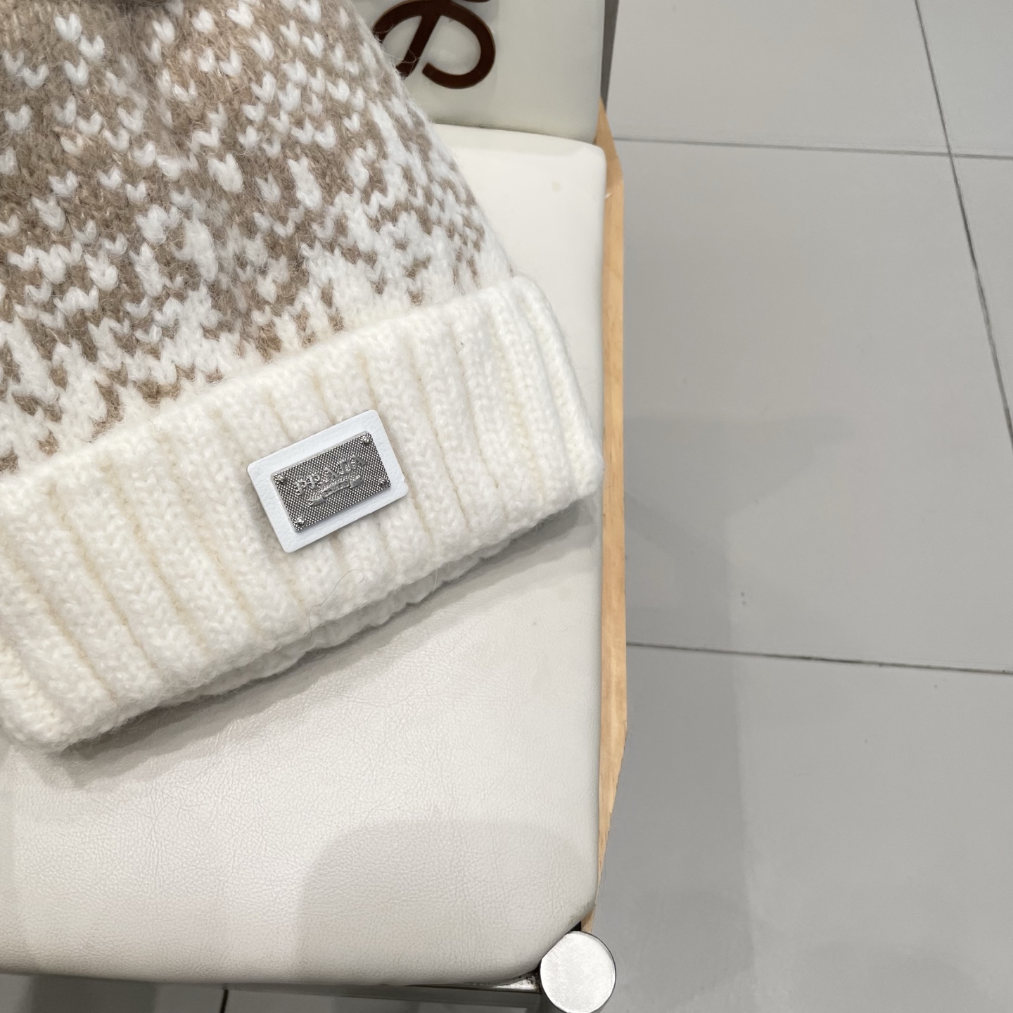 普拉达Prada韩版秋冬可爱毛球防寒保暖时尚提花加绒保暖帽女圣诞帽休闲毛线帽