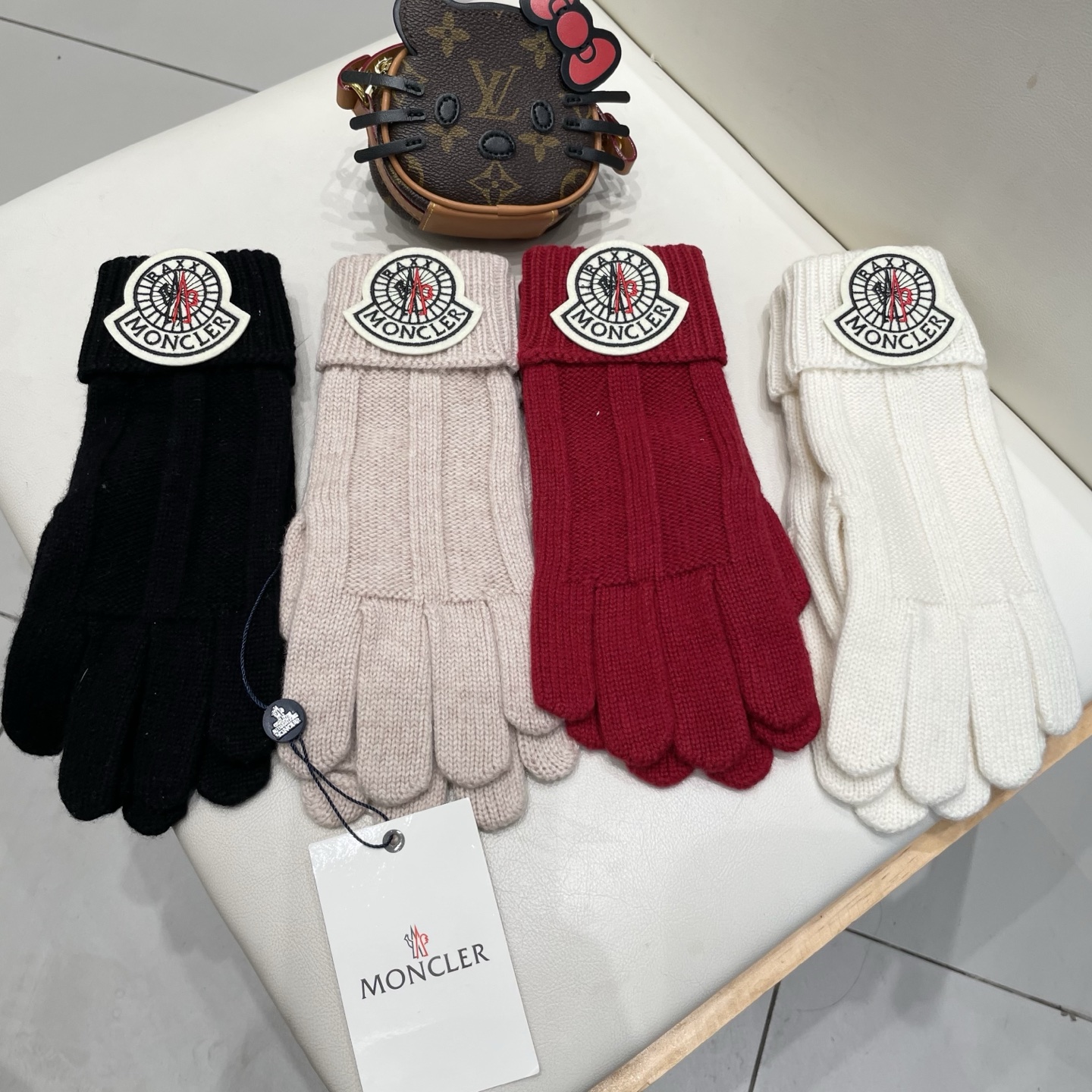 moncler纯色针织毛线手套学生可爱韩国女保暖可触屏露二指分指骑车冬季