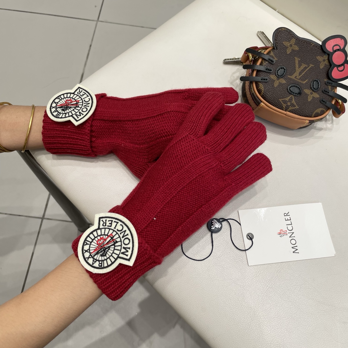 moncler纯色针织毛线手套学生可爱韩国女保暖可触屏露二指分指骑车冬季