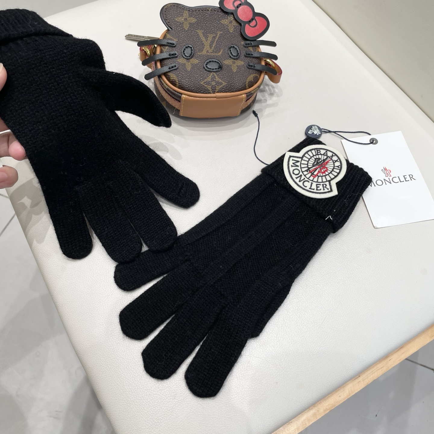 moncler纯色针织毛线手套学生可爱韩国女保暖可触屏露二指分指骑车冬季