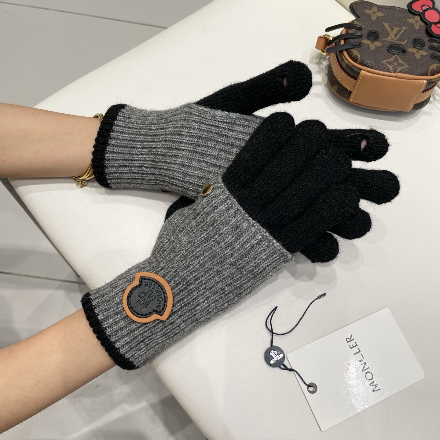蒙口moncler针织羊毛保暖毛线手套女秋冬两用双层加长护臂时髦针织露二指触屏