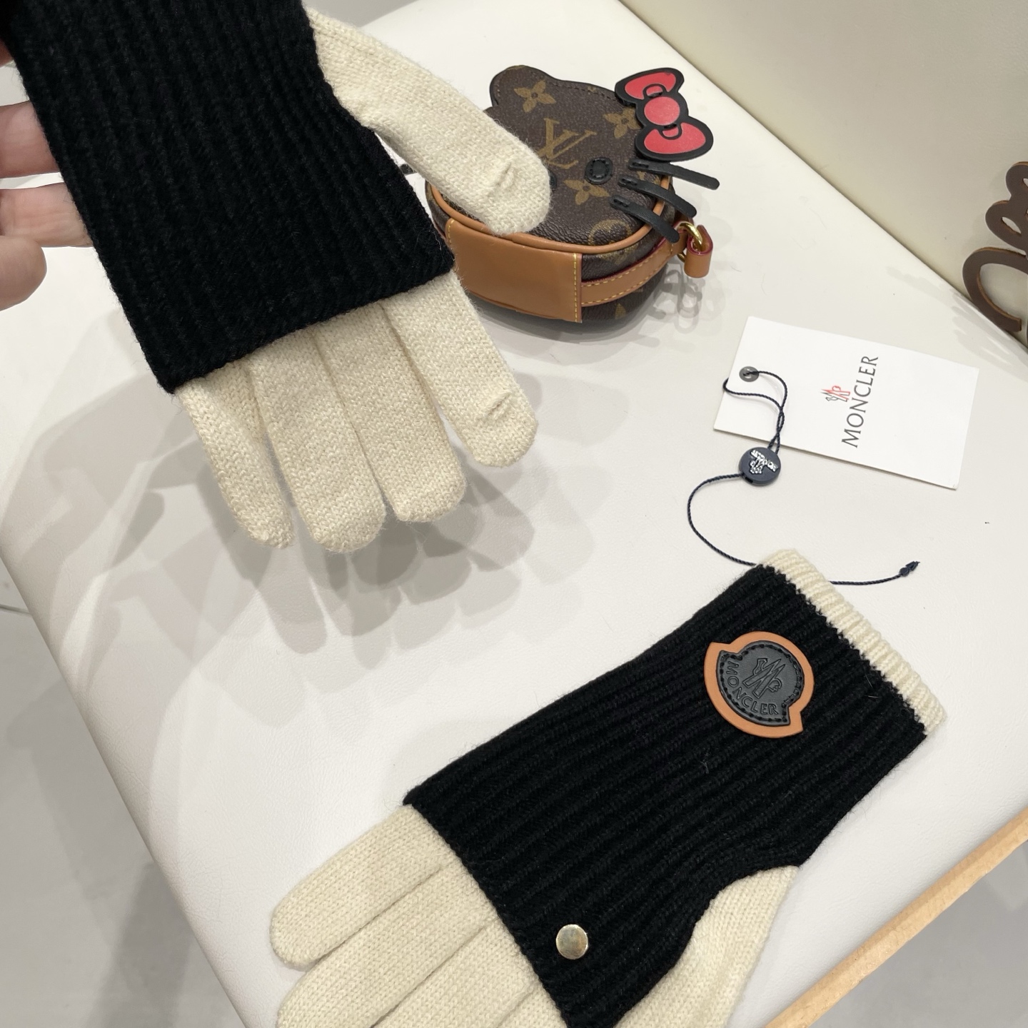 蒙口moncler针织羊毛保暖毛线手套女秋冬两用双层加长护臂时髦针织露二指触屏