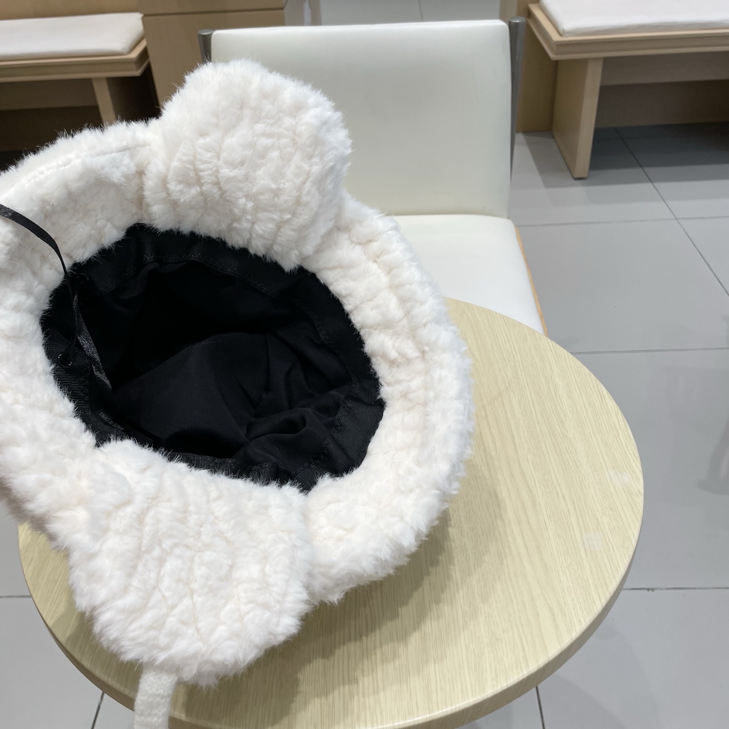 蒙口moncler冬季毛绒渔夫帽女2025新款大头围百搭加厚保暖护耳水桶帽