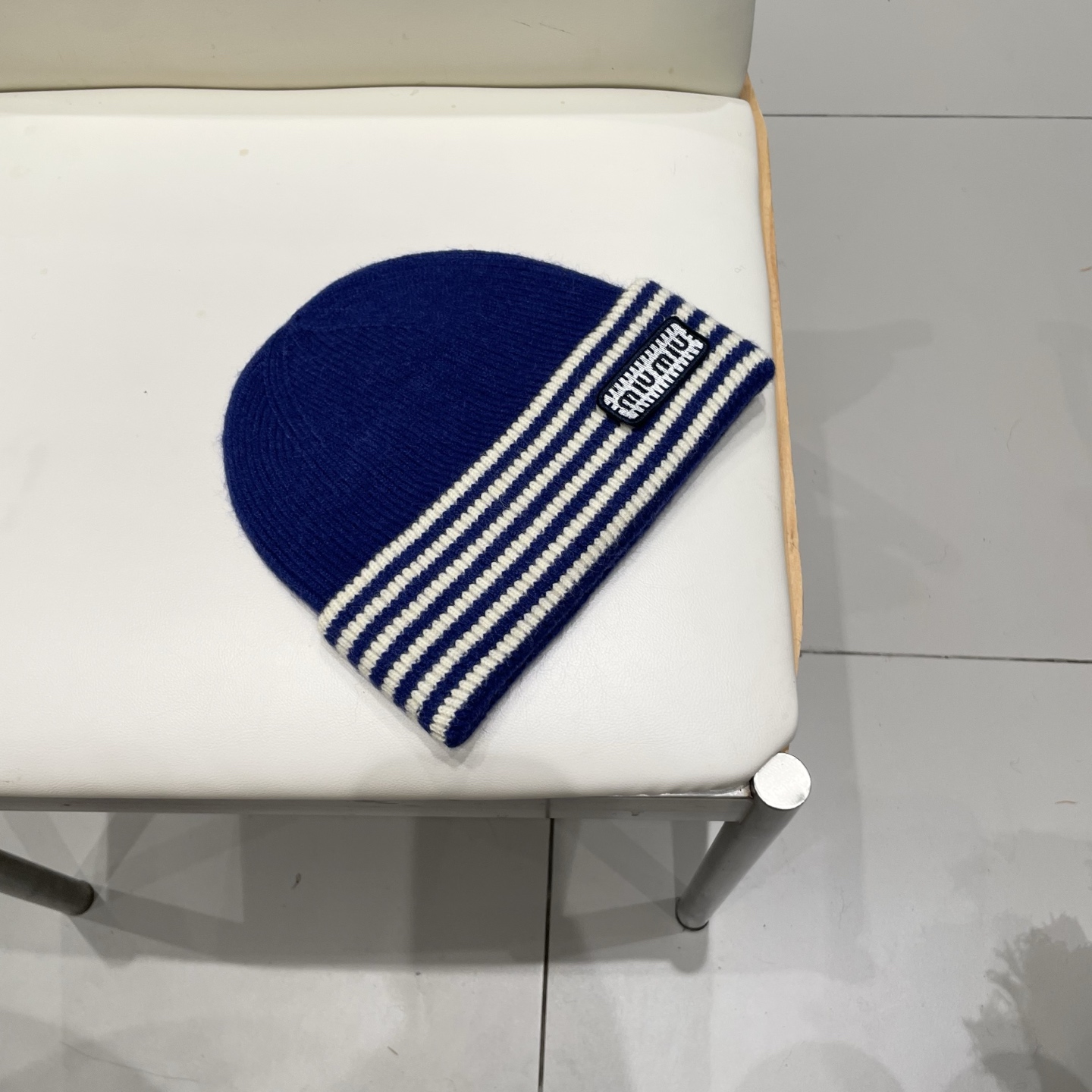 miumiu缪缪🐰秋冬毛线帽这种高级简直质感从头开始了！巨推荐大家这顶不管什么类型的衣服都好配💖休闲和甜