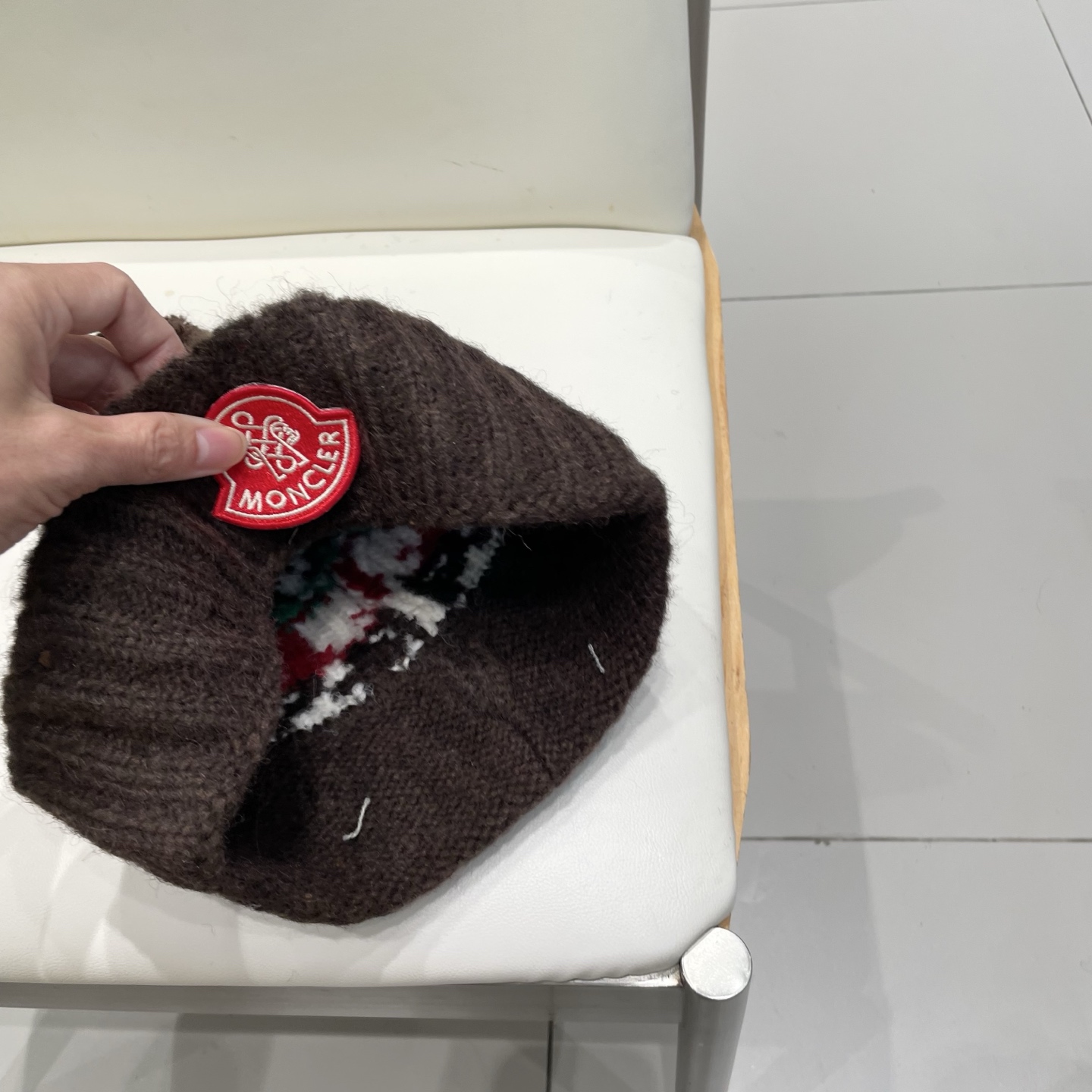 蒙口moncler2025新款费尔岛风可爱樱桃毛球针织帽子女秋冬保暖护耳百搭毛线帽