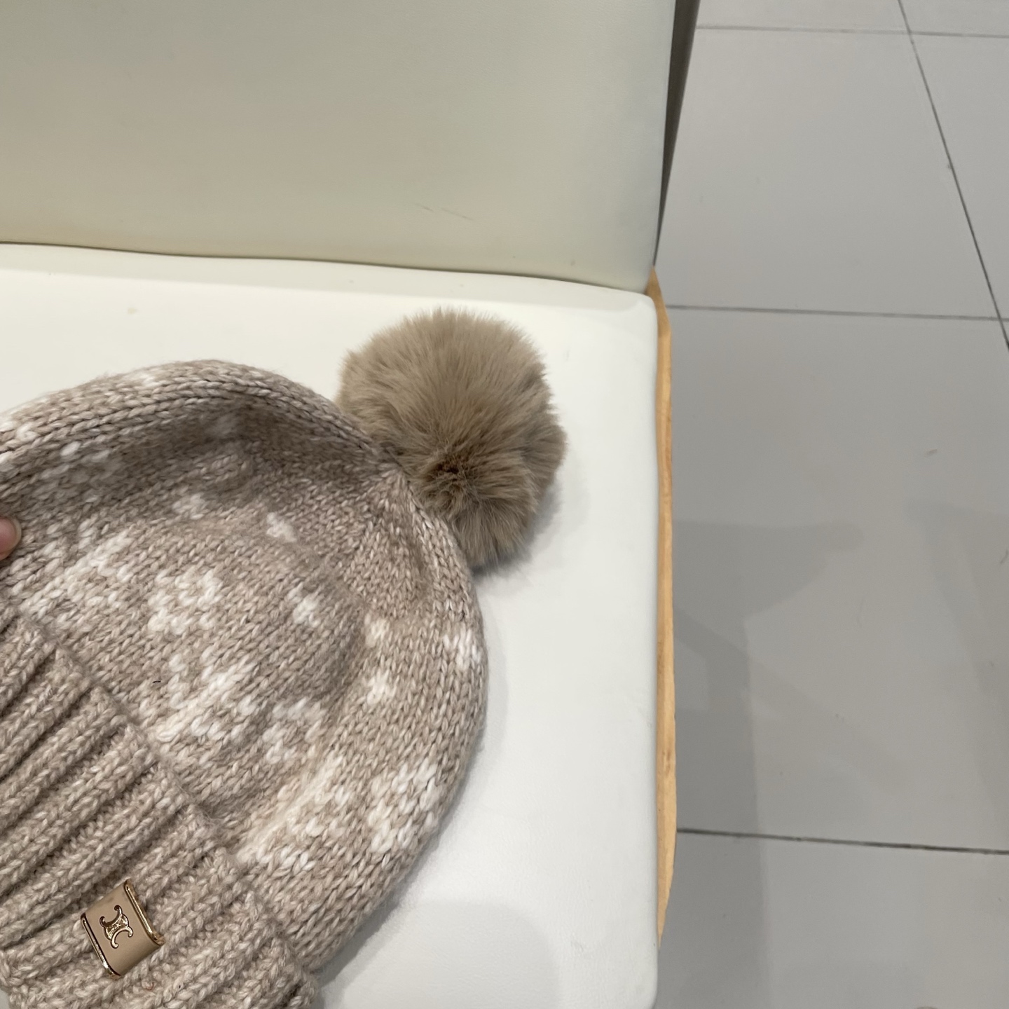 塞琳celine提花毛线帽子女秋冬新款费尔岛防寒护耳保暖大头围毛球针织帽