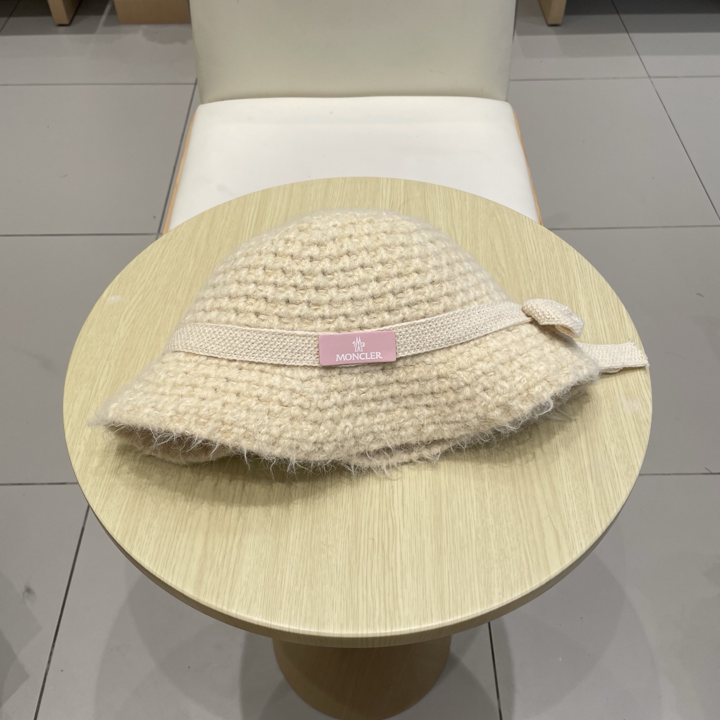 MONCLER蒙口百搭绑带蝴蝶结针织渔夫帽子女秋冬保暖显脸小毛线帽2025新款