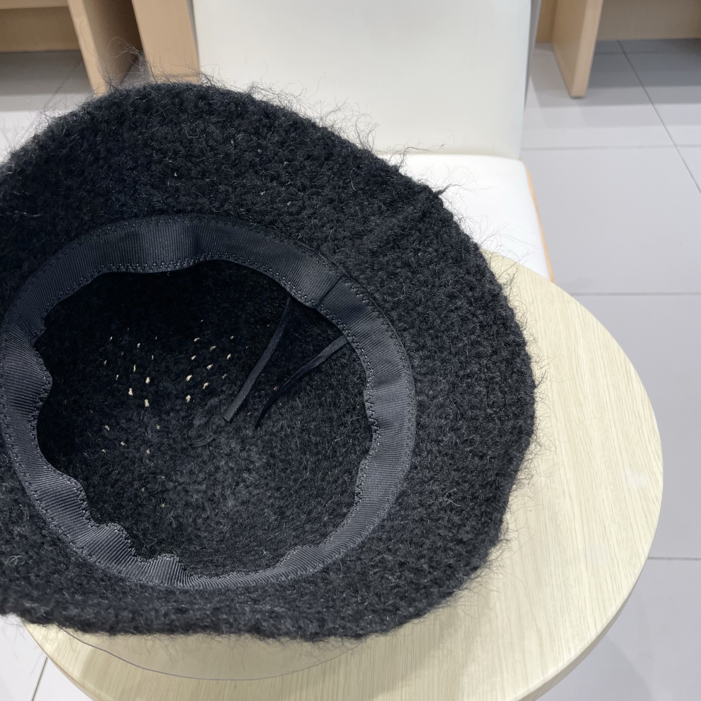 MONCLER蒙口百搭绑带蝴蝶结针织渔夫帽子女秋冬保暖显脸小毛线帽2025新款