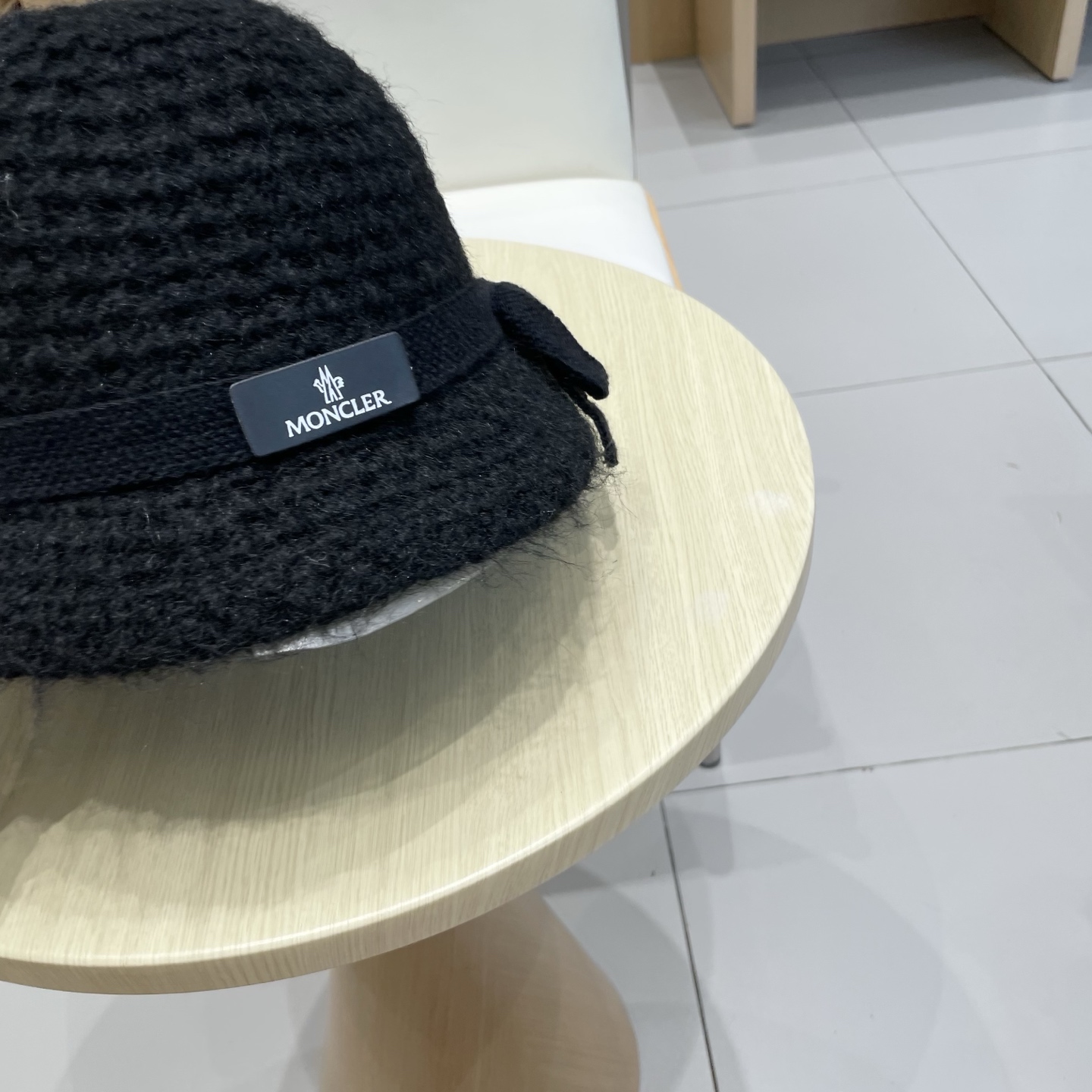 MONCLER蒙口百搭绑带蝴蝶结针织渔夫帽子女秋冬保暖显脸小毛线帽2025新款