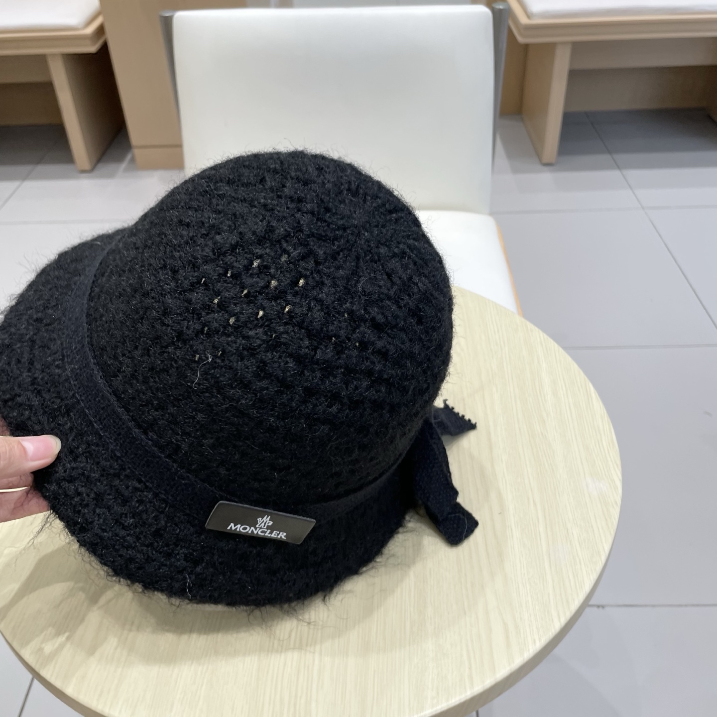 MONCLER蒙口百搭绑带蝴蝶结针织渔夫帽子女秋冬保暖显脸小毛线帽2025新款