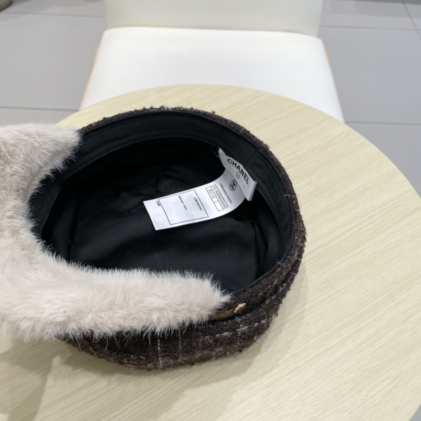 Chanel秋冬英伦复古八角画家帽子加绒加厚女士贝雷帽网红百搭保暖鸭舌帽