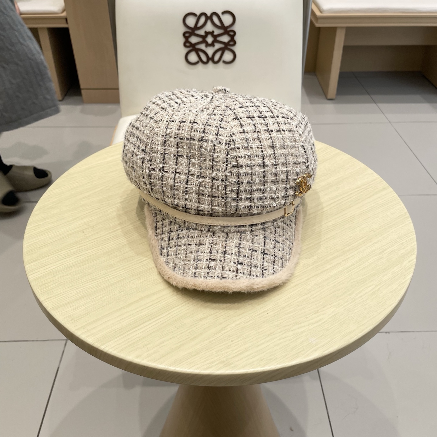 Chanel秋冬英伦复古八角画家帽子加绒加厚女士贝雷帽网红百搭保暖鸭舌帽