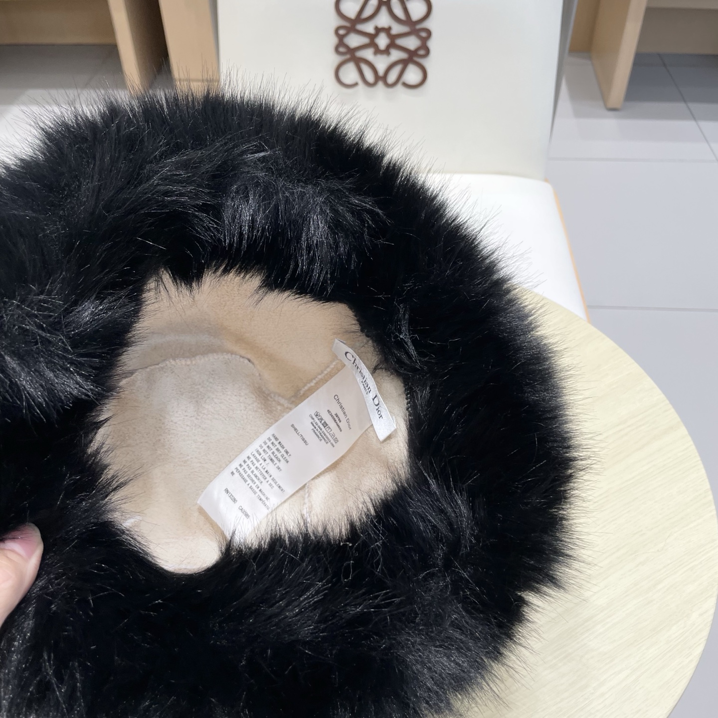 迪奥 Dior韩版豹纹毛毛边渔夫帽子女秋冬显脸小小众毛茸茸保暖护耳盆帽大头围