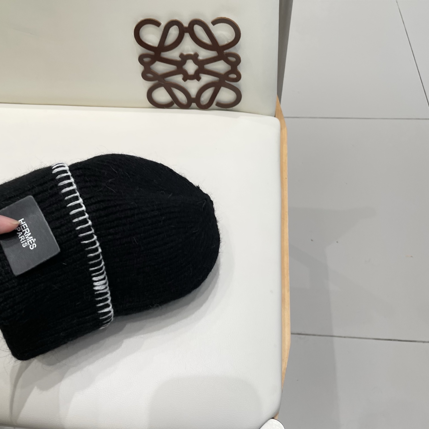 爱马仕hermes疯帽子 羊毛帽子冷帽 韩版保暖女针织毛线帽逛街包头防风新