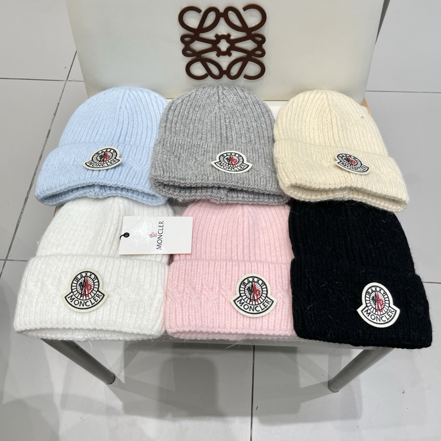 moncler兔毛针织帽女秋冬季新款加绒保暖毛线帽大头围护耳冷帽毛球百搭潮 h