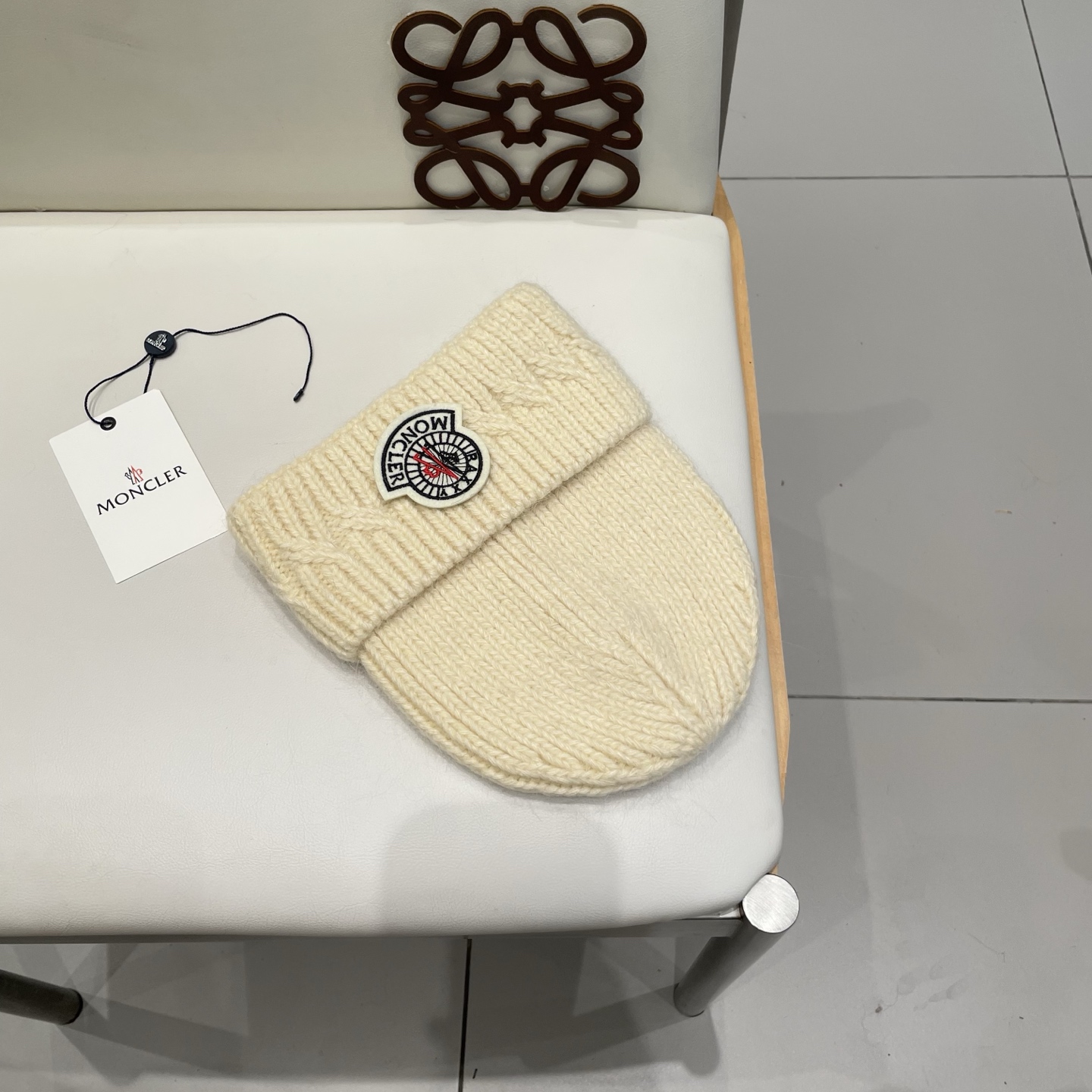 moncler兔毛针织帽女秋冬季新款加绒保暖毛线帽大头围护耳冷帽毛球百搭潮 h