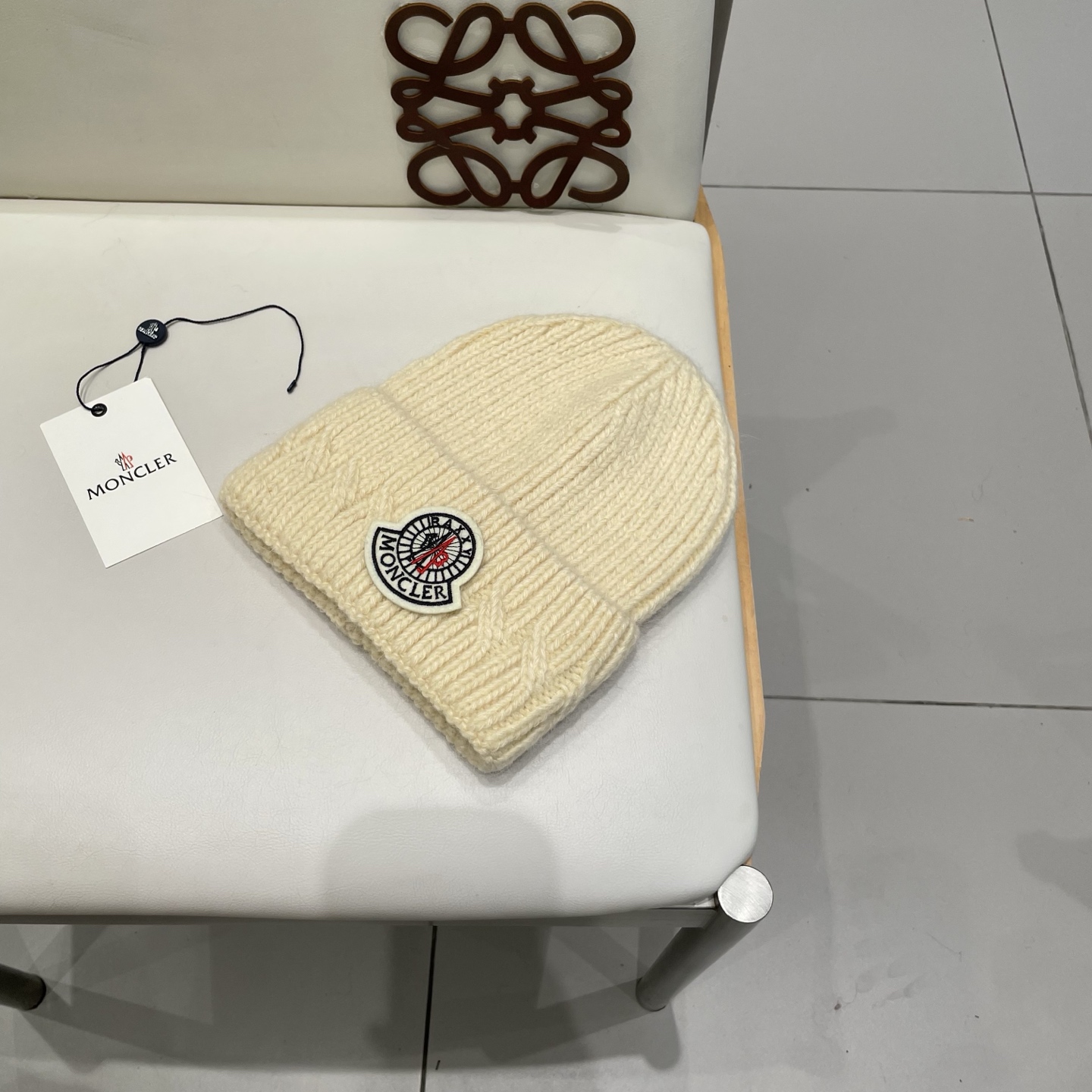 moncler兔毛针织帽女秋冬季新款加绒保暖毛线帽大头围护耳冷帽毛球百搭潮 h