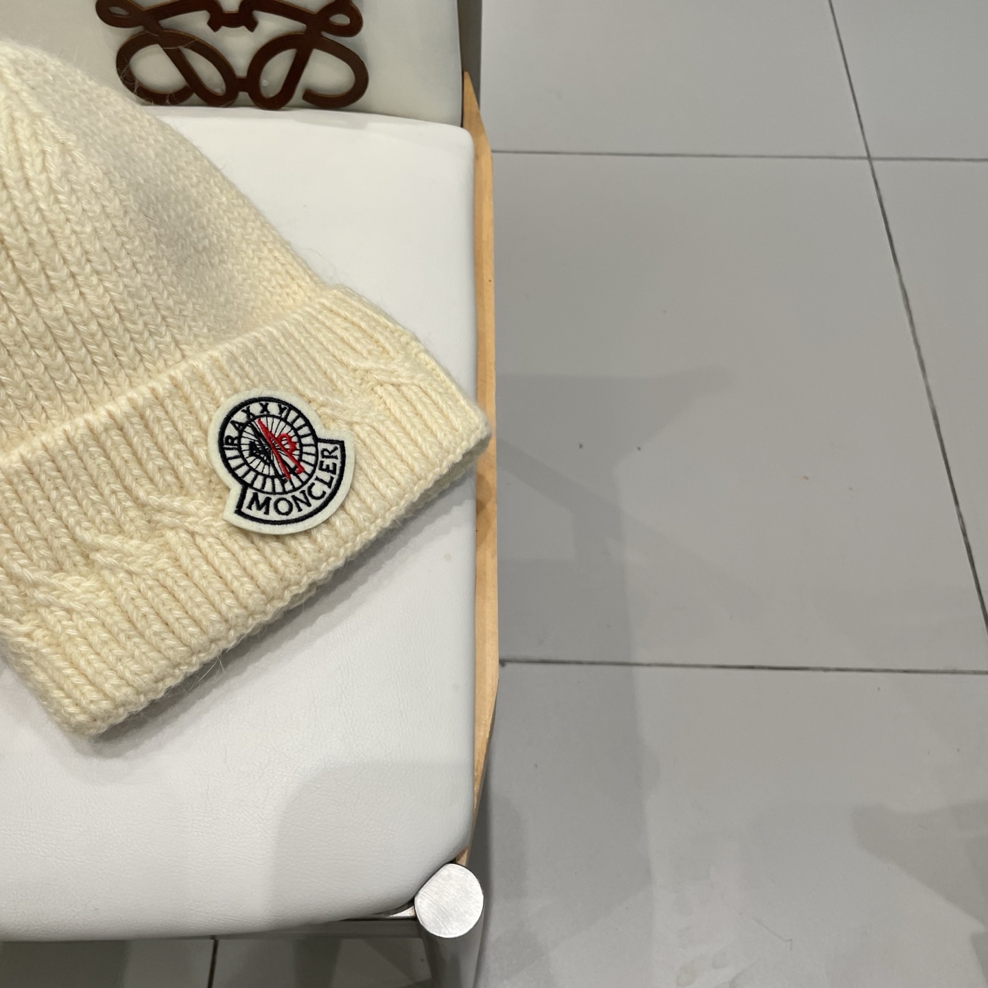 moncler兔毛针织帽女秋冬季新款加绒保暖毛线帽大头围护耳冷帽毛球百搭潮 h