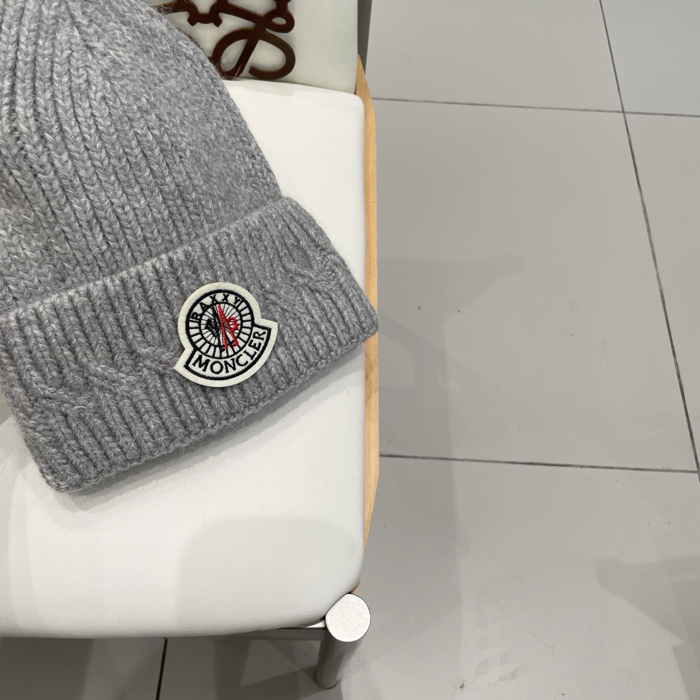 moncler兔毛针织帽女秋冬季新款加绒保暖毛线帽大头围护耳冷帽毛球百搭潮 h