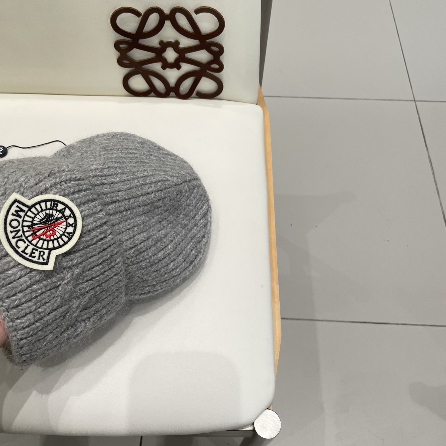 moncler兔毛针织帽女秋冬季新款加绒保暖毛线帽大头围护耳冷帽毛球百搭潮 h