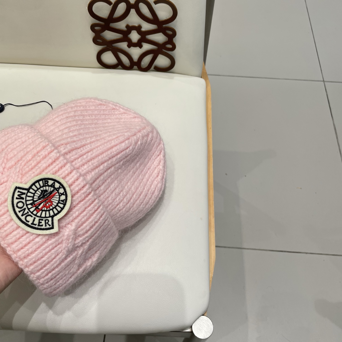 moncler兔毛针织帽女秋冬季新款加绒保暖毛线帽大头围护耳冷帽毛球百搭潮 h