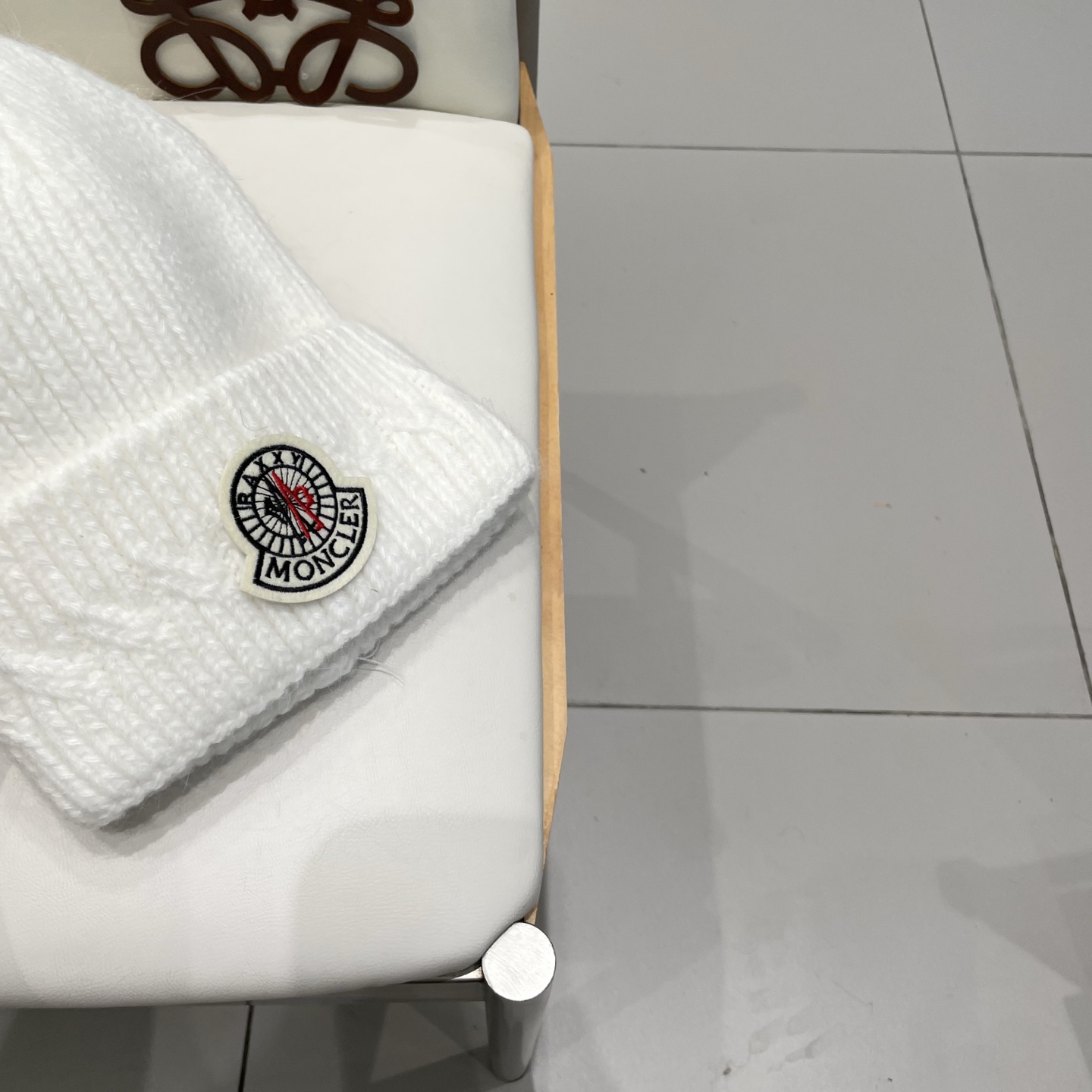 moncler兔毛针织帽女秋冬季新款加绒保暖毛线帽大头围护耳冷帽毛球百搭潮 h