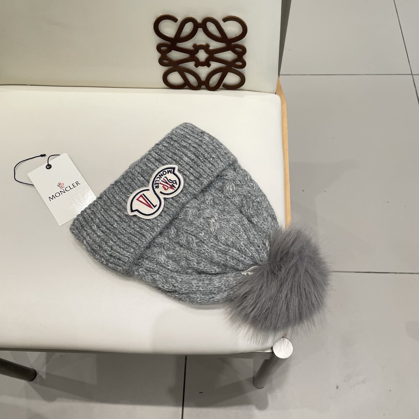 moncler秋冬毛球加厚加绒毛线帽双层户外保暖针织帽时尚潮流百搭毛球