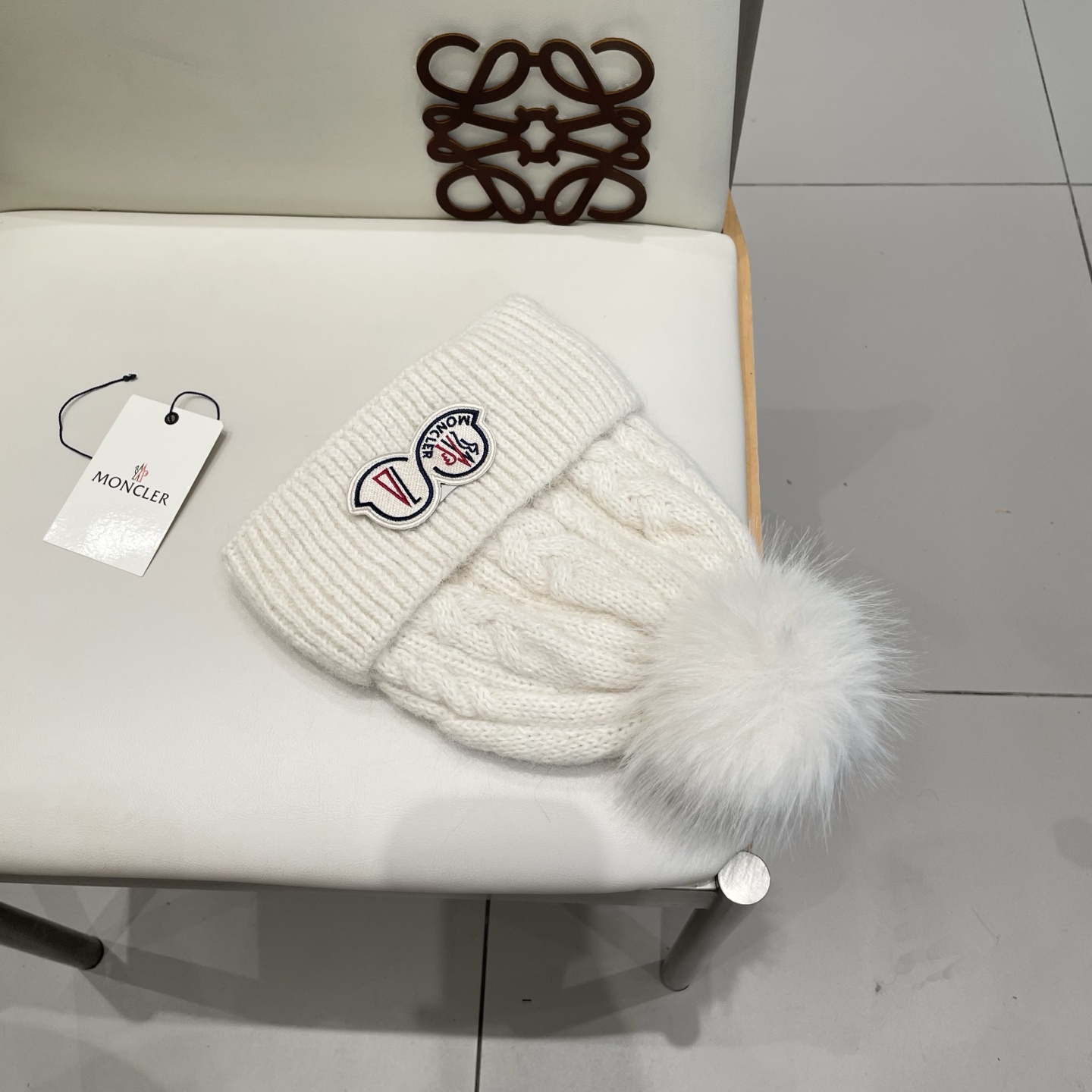 moncler秋冬毛球加厚加绒毛线帽双层户外保暖针织帽时尚潮流百搭毛球