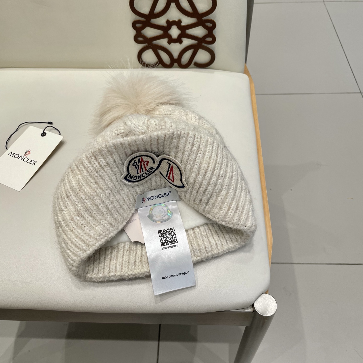 moncler秋冬毛球加厚加绒毛线帽双层户外保暖针织帽时尚潮流百搭毛球