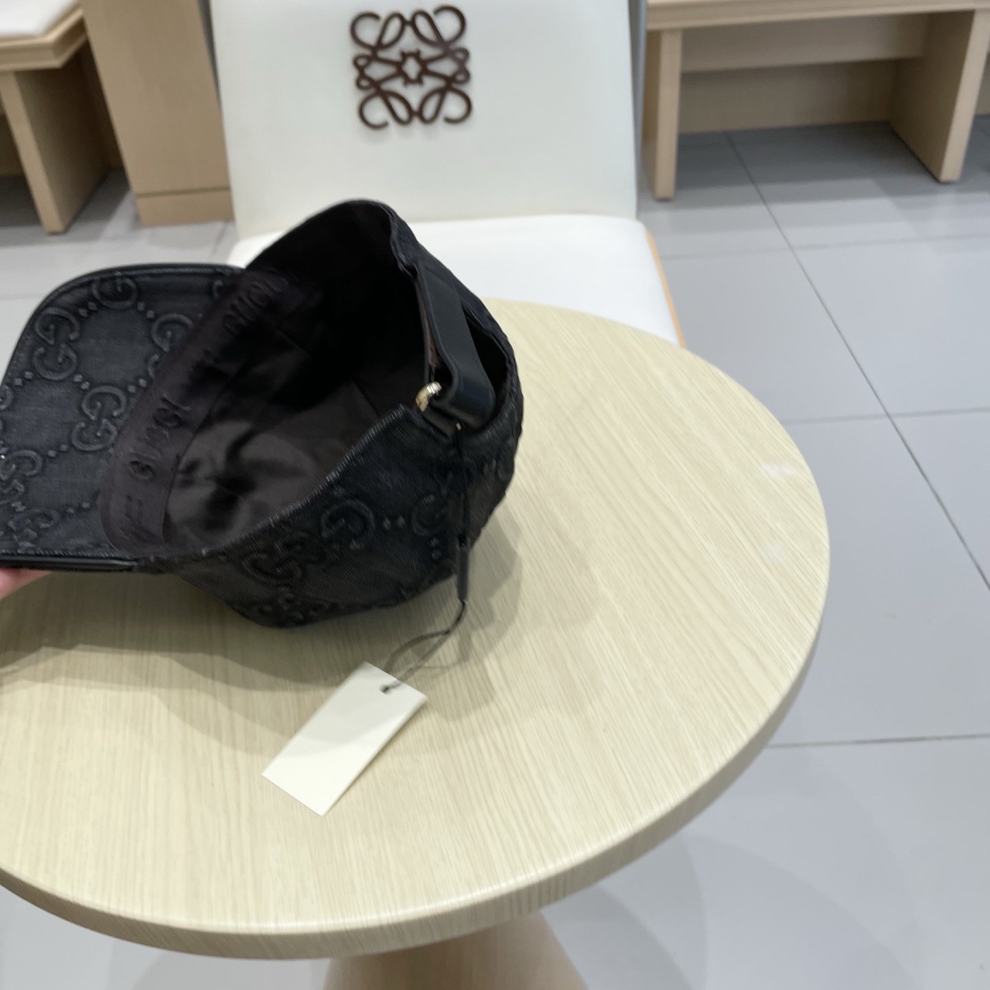 Gucci古奇新款原单棒球帽， 大双G，专柜1:1开模订制，完美对花，原版帆布面料+头层牛皮，轻盈透气！